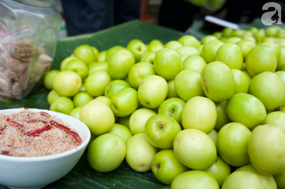 Loại quả giòn tan, nhiều vitamin gấp 10 lần cam, quýt này đang vào mùa: Hãy tranh thủ mua về ăn và tận dụng chữa vô số bệnh-1