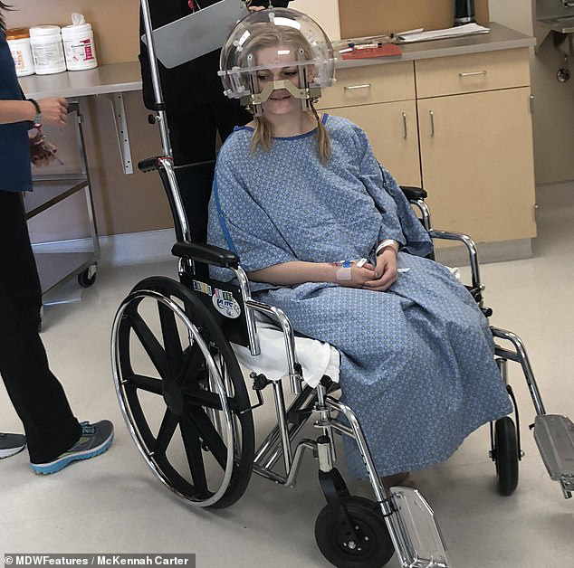 Đau nửa đầu kéo dài tưởng chỉ bị cúm, cô gái trẻ ngã ngửa khi biết mình đã bị ung thư ăn cả vào gan, phổi, xương...-2