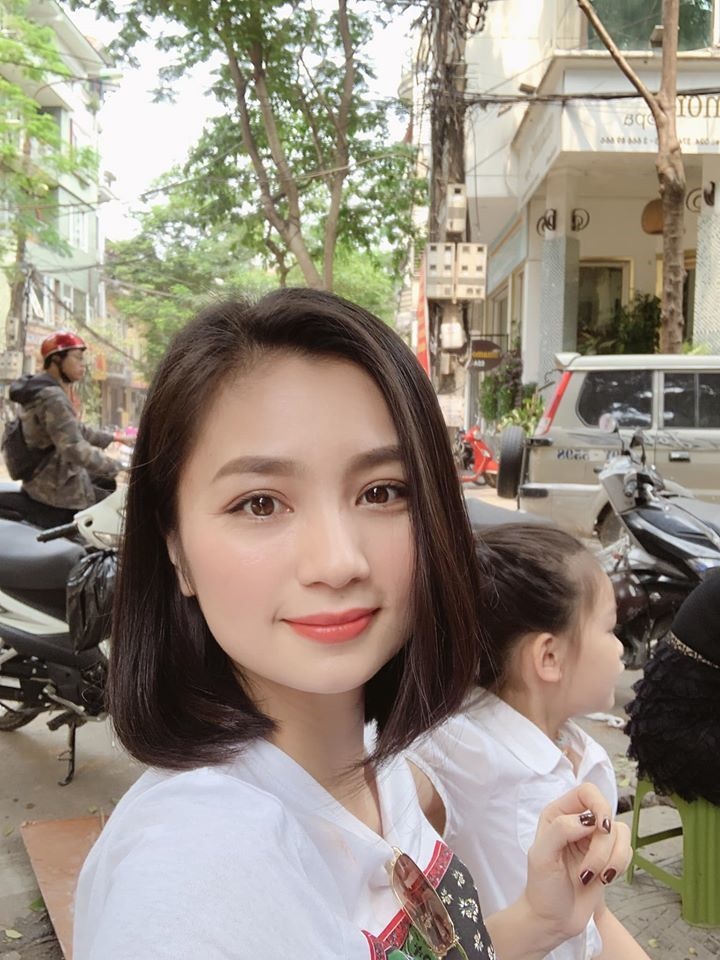 Chị đẹp San Hoa hồng trên ngực trái ngoài đời khác hẳn trên phim-7