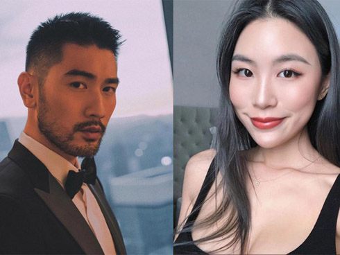 Hình ảnh nhà sư cùng bạn gái Cao Dĩ Tường xuất hiện, đích thân đưa thi hài nam tài tử về nhà-6