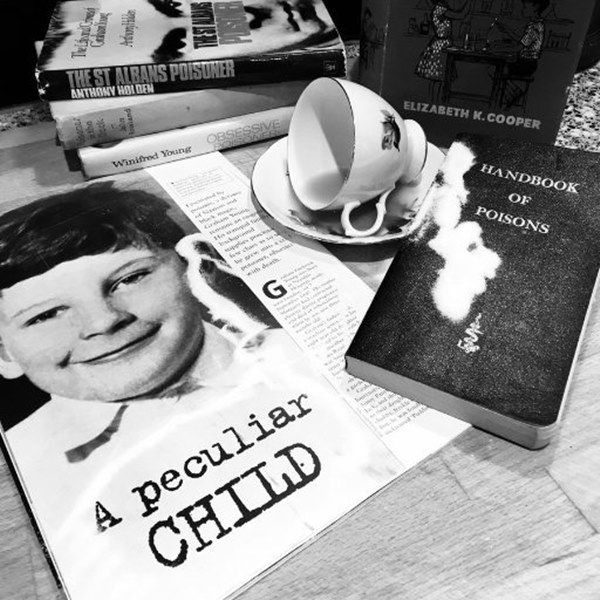 Sát nhân nhí với niềm đam mê hóa học: Tự tay pha độc dược rồi làm thí nghiệm lên gia đình, người quen-3