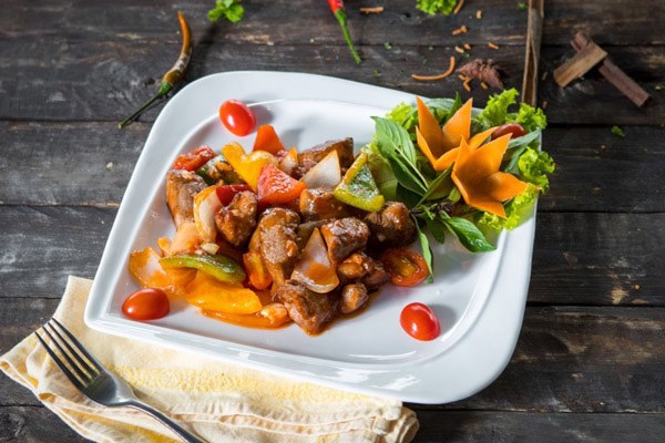 Kinh hãi hình ảnh sán dây bò dài cả mét kéo ra từ bụng bệnh nhân, hãy cảnh giác khi ăn những món khoái khẩu này!-3