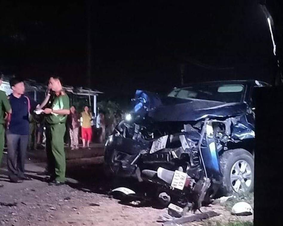 Tài xế say xỉn điều khiển ô tô gây tai nạn kinh hoàng, 4 người chết, 3 người nguy kịch-1