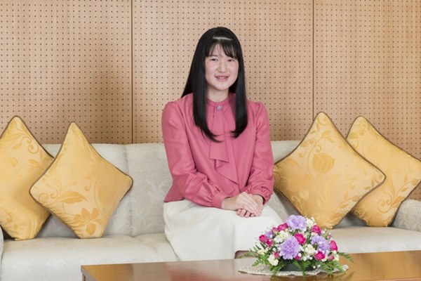 Công chúa Nhật Bản đánh dấu tuổi 18 bằng bộ ảnh đặc biệt, người hâm mộ xuýt xoa những tấm hình ngày xưa ơi”-1