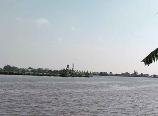 Hải Phòng: Đắm tàu chở gạch trên sông, nghi nhiều người đang mất tích-1