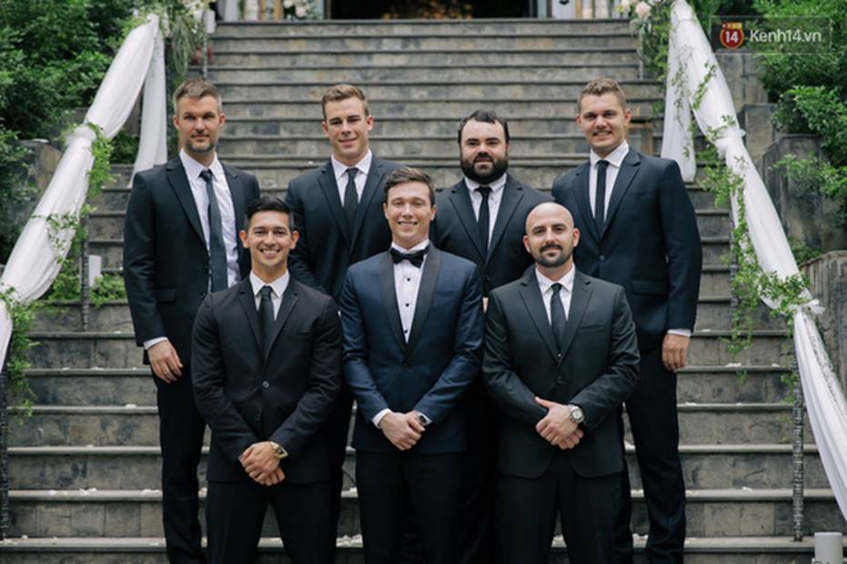 Ngọt lịm tim với loạt khoảnh khắc của MC Hoàng Oanh và chồng Tây: Từ nụ hôn đến cái ôm chặt cũng tình đáng ghen tỵ-7