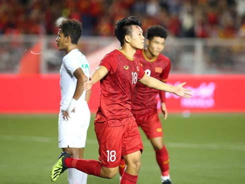 Đoàn Văn Hậu kẹp cổ đội trưởng Indonesia và thông điệp: Đừng bao giờ bắt nạt đồng đội của Hậu!-10