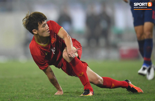 Hoàng Đức - người hùng trận U22 Việt Nam gặp Indonesia: Cao 1m83 và tất nhiên là đẹp trai lai láng!-2