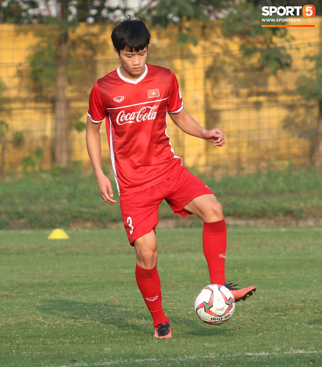 Hoàng Đức - người hùng trận U22 Việt Nam gặp Indonesia: Cao 1m83 và tất nhiên là đẹp trai lai láng!-3