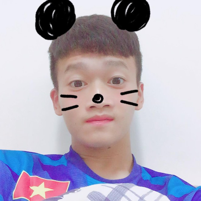 Hoàng Đức - người hùng trận U22 Việt Nam gặp Indonesia: Cao 1m83 và tất nhiên là đẹp trai lai láng!-11