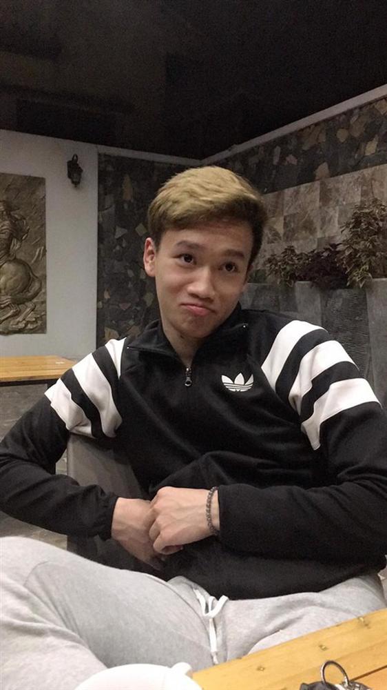 Hoàng Đức - người hùng trận U22 Việt Nam gặp Indonesia: Cao 1m83 và tất nhiên là đẹp trai lai láng!-7