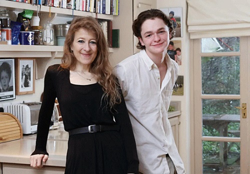 Bà mẹ ủng hộ 3 con trai không vào đại học-2