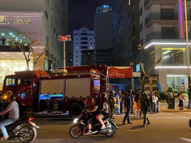 Người đàn ông tự cắt của quý ở Đà Nẵng từng đập phá ô tô và nhét hàng chục kim băng vào cậu nhỏ-4