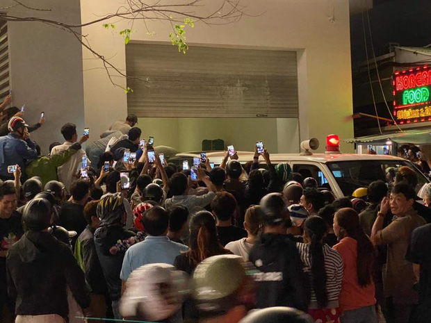 Người đàn ông tự cắt của quý ở Đà Nẵng từng đập phá ô tô và nhét hàng chục kim băng vào cậu nhỏ-6