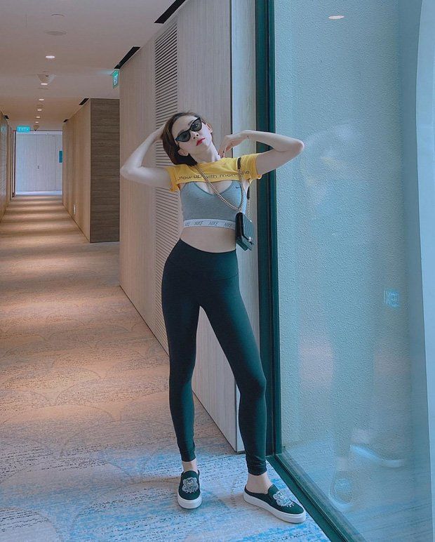 BB Trần khiến Ngọc Trinh, Chi Pu, Tóc Tiên tắt điện với chiếc áo chỉ dài hơn 1 đốt ngón tay-7