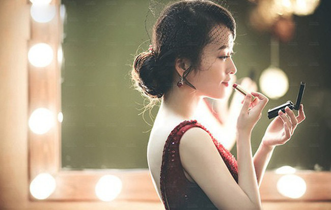 Bản lĩnh đàn bà hậu ly hôn là đây: Làm bạn với chồng cũ nhưng đến khoảnh khắc quan trọng nhất vẫn làm anh ta nhục nhã ê chề-2