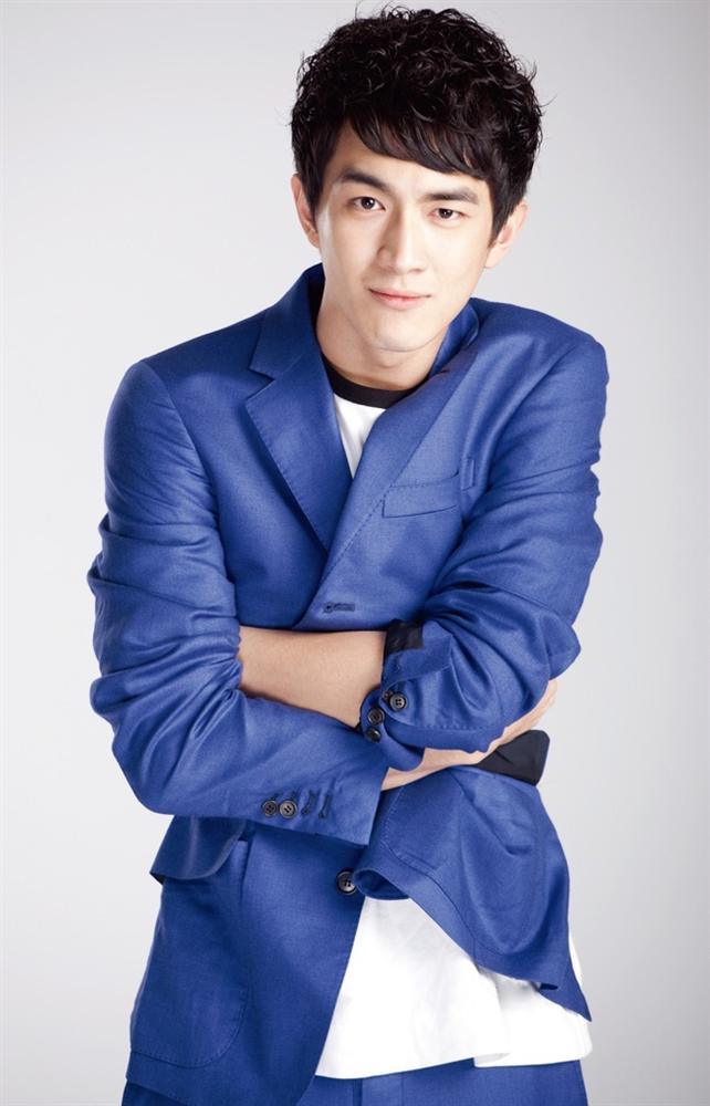 10 nam thần Hoa ngữ sở hữu tỷ lệ gương mặt hoàn hảo: Bất ngờ khi Hoắc Kiến Hoa xếp sau nhân vật này-2