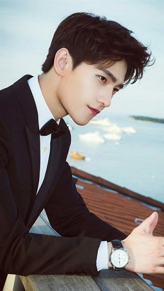 10 nam thần Hoa ngữ sở hữu tỷ lệ gương mặt hoàn hảo: Bất ngờ khi Hoắc Kiến Hoa xếp sau nhân vật này-4