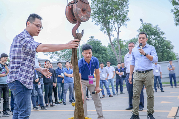 1.000 tình nguyện viên đã sẵn sàng cho chặng đua F1 Việt Nam-8