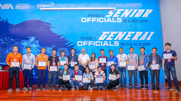 1.000 tình nguyện viên đã sẵn sàng cho chặng đua F1 Việt Nam-9