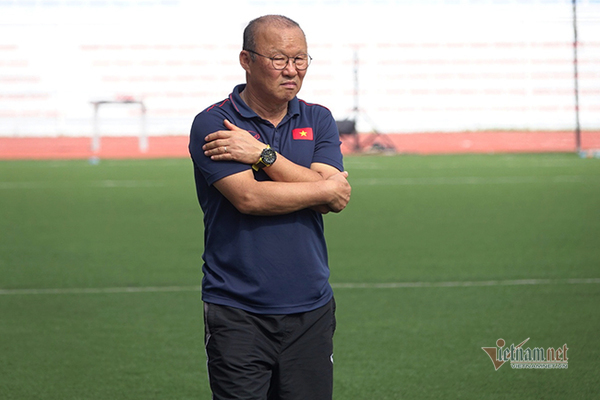 U22 Việt Nam đấu U22 Singapore: Phải thay đổi thôi, thầy Park!-2