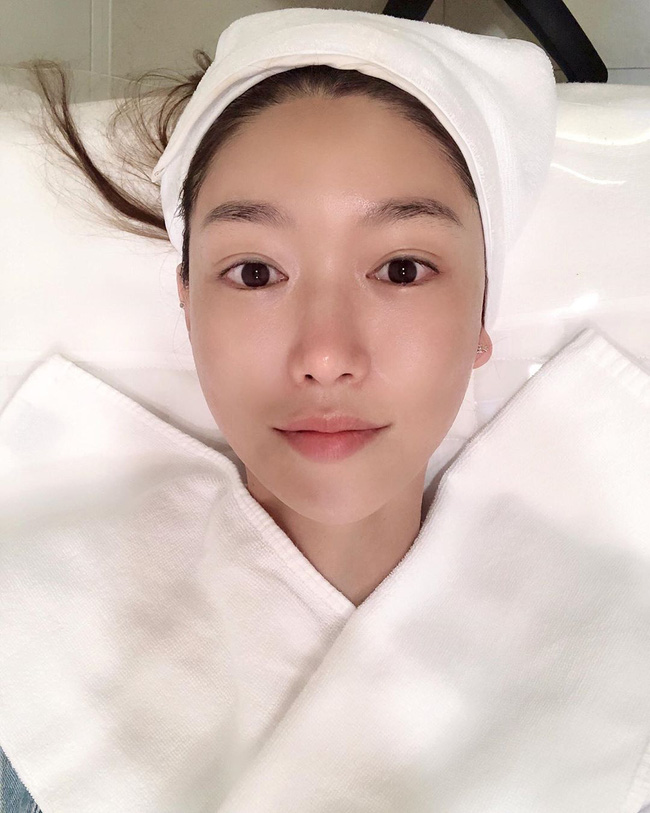 Không thể chủ quan trước 4 lỗi skincare khiến da bạn cứ héo hon, xám xịt suốt cả ngày Đông lạnh lẽo-2