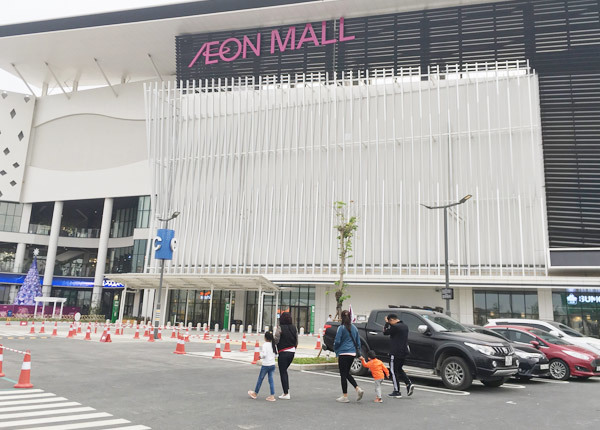 Thất vọng Aeon Mall Hà Đông, khai trương rồi hàng đóng cửa im lìm-1