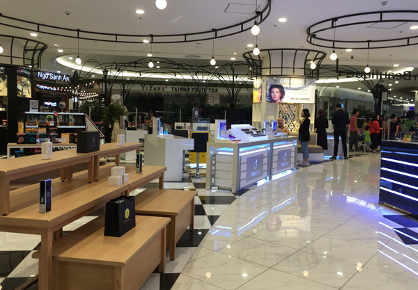 Thất vọng Aeon Mall Hà Đông, khai trương rồi hàng đóng cửa im lìm-7