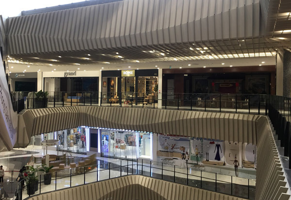 Thất vọng Aeon Mall Hà Đông, khai trương rồi hàng đóng cửa im lìm-9