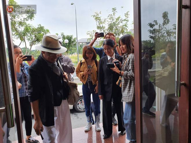 Lại bị bà Thảo yêu cầu giám định tâm thần, ông Đặng Lê Nguyên Vũ đáp lời: Những người mà tâm thần giống qua thì đất nước này cần nhiều người hơn vậy-2