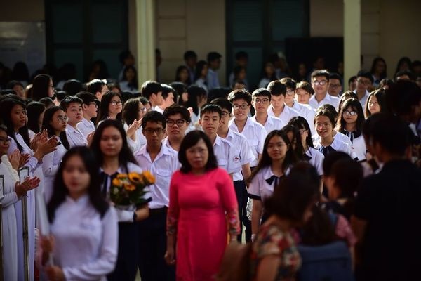 Giáo viên nhận thưởng tết thấp nhất 500 nghìn-1