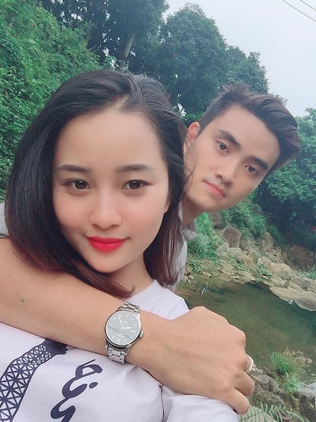 Nhan sắc của vợ hot boy đấu kiếm Vũ Thành An ở SEA Games-6