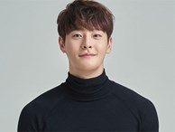 SỐC: Nam idol Kpop kiêm diễn viên 27 tuổi đột ngột qua đời, lại còn vừa ra mắt phim mới cùng Ahn Jae Hyun