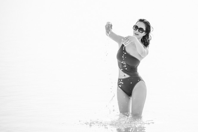 MC Thanh Mai gây choáng khi mặc bikini khoe body không tỳ vết ở tuổi 46-4