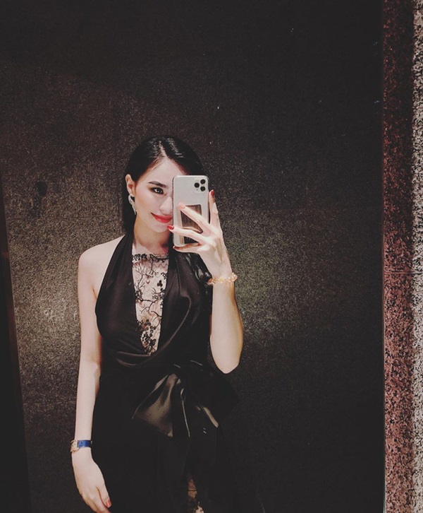 Đang bận thi đấu, Quang Hải bỗng có chia sẻ về tình yêu đầy bất ngờ trên mạng xã hội khiến fan thi nhau đoán già, đoán non-3