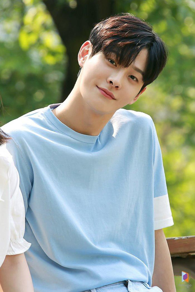 Nam diễn viên tân binh vừa qua đời Cha In Ha: Vẫn còn đăng ảnh hôm qua, nhưng liệu có biểu hiện gì bất thường?-8