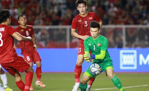 U22 Việt Nam vs Singapore: Bùi Tiến Dũng dự bị-1