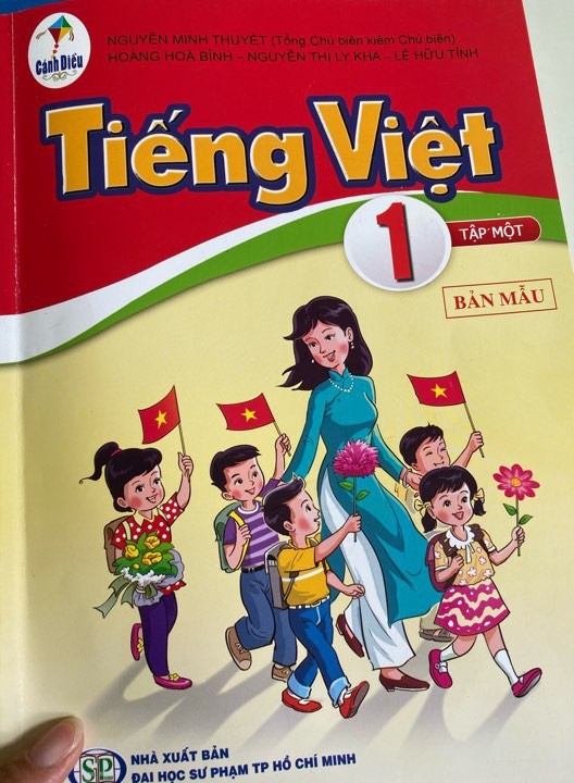 Những trang đầu tiên trong bộ sách giáo khoa mới-1