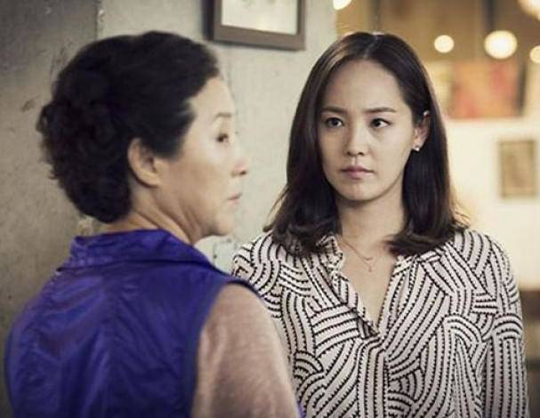 Mẹ chồng đòi mượn tạm vàng cưới, nàng dâu đồng ý nhưng đưa điều kiện khiến bà tái mặt-1