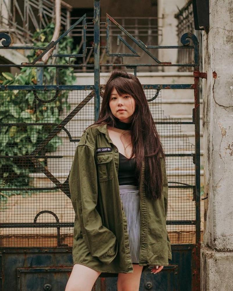 Nhan sắc nữ game thủ vừa lộ ảnh thân mật với bạn trai-9