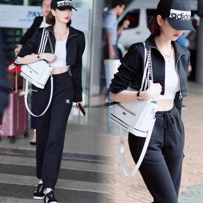 Phát hờn vì Hà Anh trông mòn con mắt nhờ mặc váy dây xẻ cao hút ánh nhìn-1