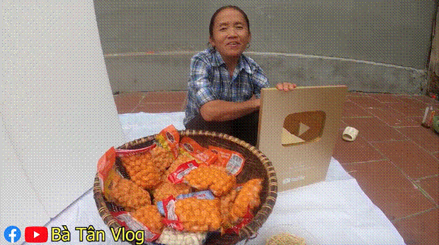 Bà Tân Vlog đầu tư làm hẳn nút vàng bằng cá viên chiên nhưng lại fail chỉ vì một lỗi trời ơi đất hỡi-1