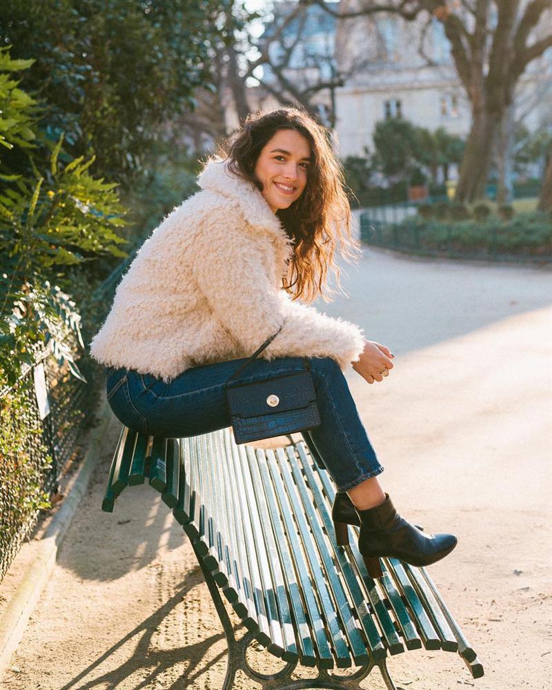 Phụ nữ Pháp chỉ diện boots theo 4 cách sau là đã đẹp và sang trọn vẹn mùa lạnh-1