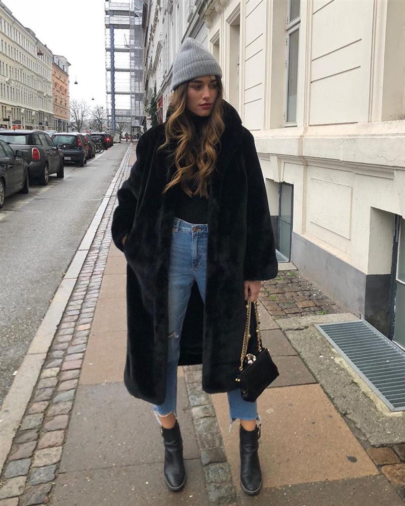 Phụ nữ Pháp chỉ diện boots theo 4 cách sau là đã đẹp và sang trọn vẹn mùa lạnh-4