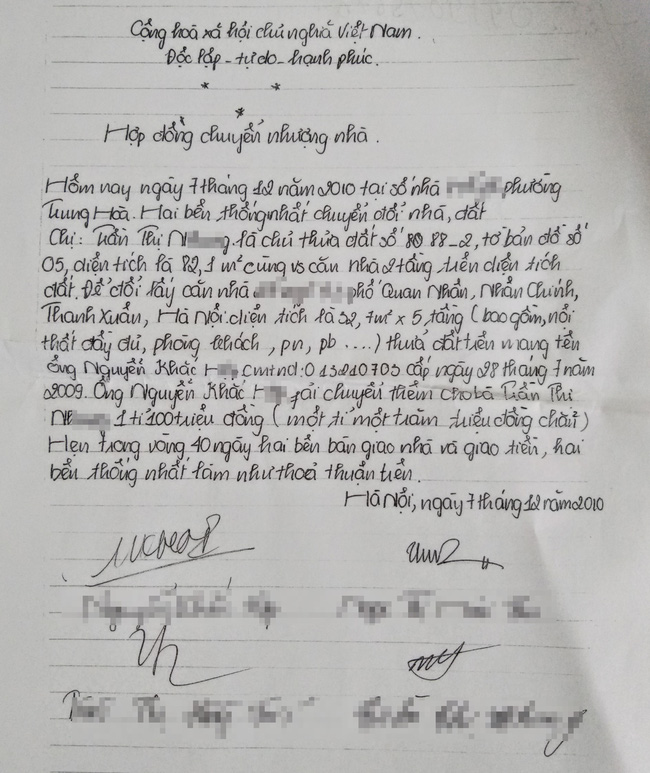 Sau vụ người mẹ tự vẫn ở Hà Nội: Cô gái trẻ đơn thân nuôi 3 con nhỏ chia sẻ về nỗi cơ cực-1