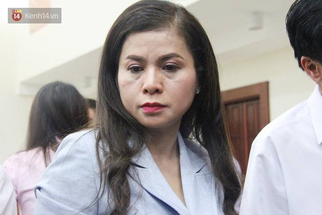 Phúc thẩm vụ ly hôn nghìn tỷ: Bà Thảo cho biết 100 tỷ bên Singapore quá nhỏ, chỉ bằng cái móng tay so với khối tài sản của Trung Nguyên-5