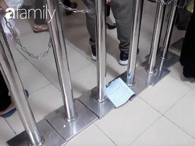 Nhức nhối nạn cò mồi cổng viện K: Chèo kéo bệnh nhân sang phòng khám tư nhân, bị đau bụng bắt đi xét nghiệm... HIV-2