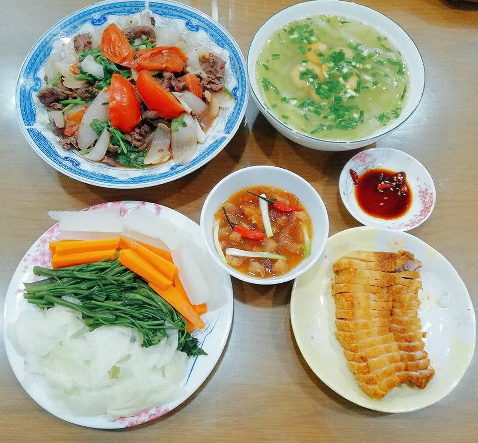 Ở Nhật thiếu thốn đủ đường, 9X vẫn khiến mọi người trầm trồ với mâm cơm đúng chuẩn vị Việt-4