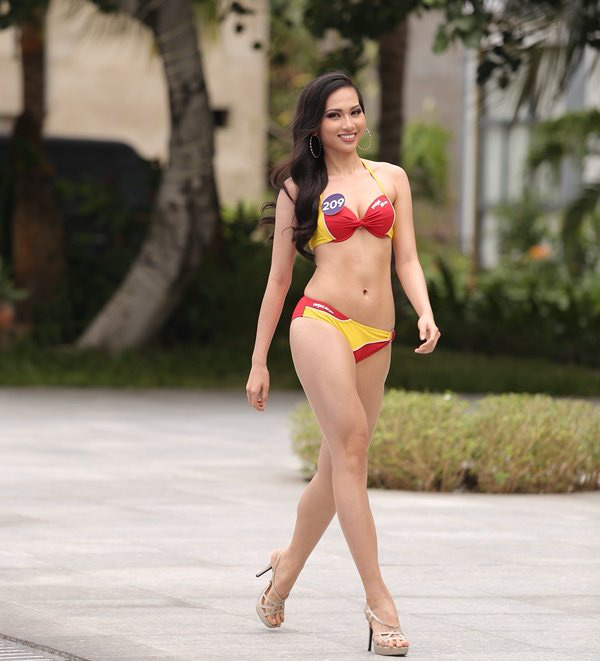 Top 45 thí sinh của Hoa hậu Hoàn vũ Việt Nam 2019 khoe body quyến rũ trong phần thi Người đẹp biển-9