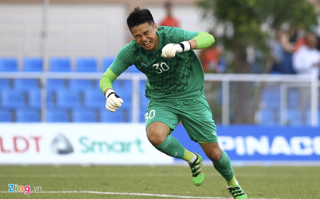 Việt Nam cho Thái Lan thành cựu vương sau trận hòa 2-2, tiến thẳng vào bán kết SEA Games với ngôi đầu bảng-12